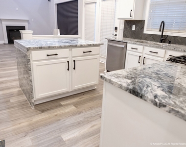 4644 Creekside Cove - Photo Thumbnail 22