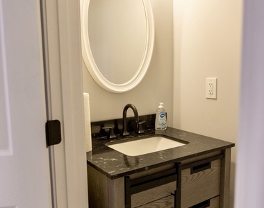 4644 Creekside Cove - Photo Thumbnail 11
