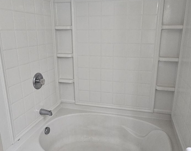 819 Society Court - Photo Thumbnail 13