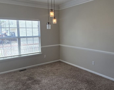 819 Society Court - Photo Thumbnail 4
