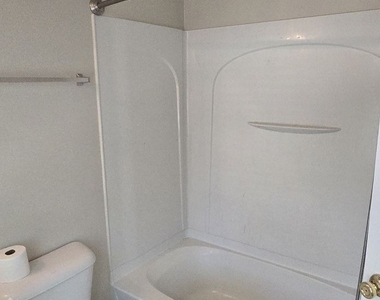 819 Society Court - Photo Thumbnail 22