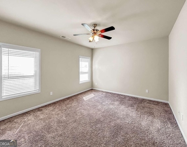 106 Culver Street - Photo Thumbnail 3