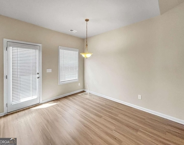 106 Culver Street - Photo Thumbnail 6