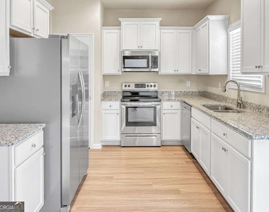 106 Culver Street - Photo Thumbnail 1