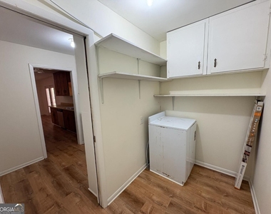122 Kenimer Circle - Photo Thumbnail 11