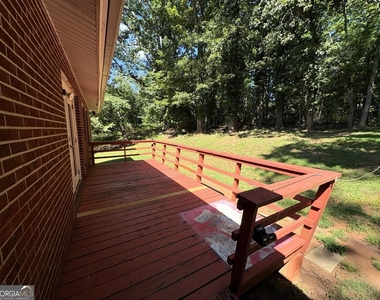 122 Kenimer Circle - Photo Thumbnail 4