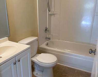 93 Forest Road - Photo Thumbnail 13