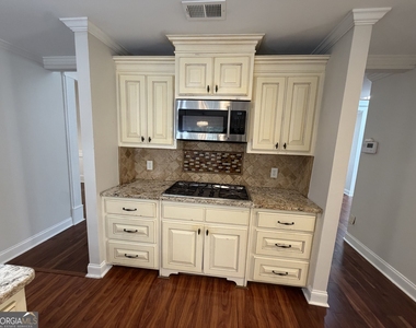 649 Lawton Ridge Drive - Photo Thumbnail 10