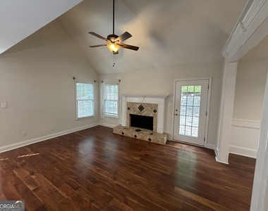 649 Lawton Ridge Drive - Photo Thumbnail 4