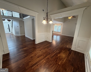 649 Lawton Ridge Drive - Photo Thumbnail 6
