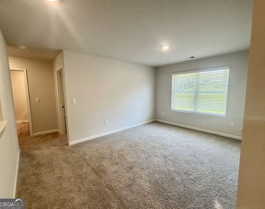 2986 Daxton Lane - Photo Thumbnail 18