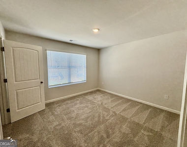 2986 Daxton Lane - Photo Thumbnail 7