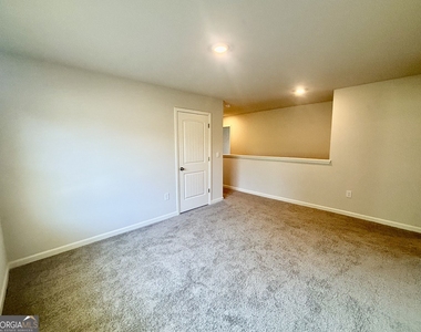2986 Daxton Lane - Photo Thumbnail 16