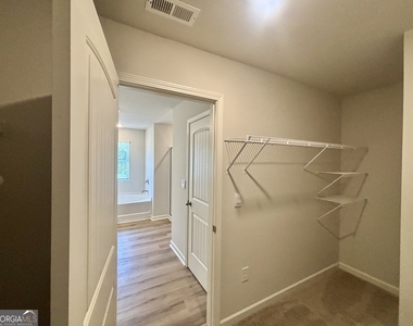 2986 Daxton Lane - Photo Thumbnail 25