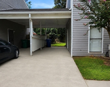 169 Governors Drive - Photo Thumbnail 1