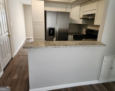 169 Governors Drive - Photo Thumbnail 10