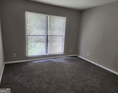169 Governors Drive - Photo Thumbnail 12