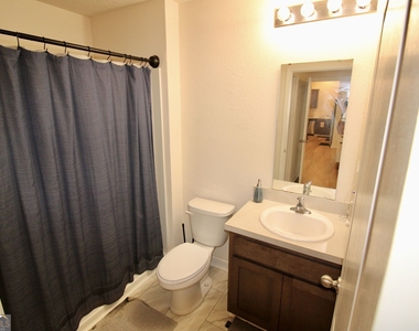 119 Teakwood Drive - Photo Thumbnail 5