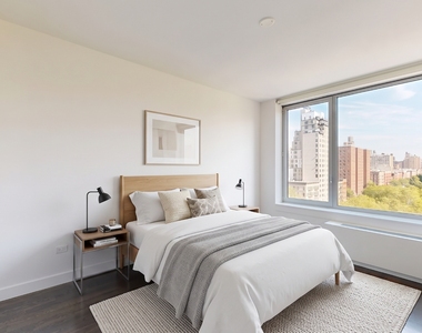 801 Columbus Avenue - Photo Thumbnail 2
