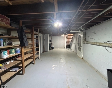 318 Palmer Rd - Photo Thumbnail 15