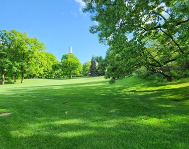 West 68th Street - Photo Thumbnail 6