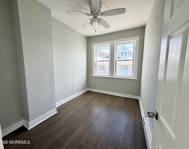 37 2nd Avenue - Photo Thumbnail 7