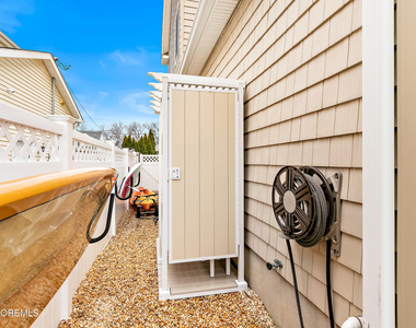 281 Cedar Avenue - Photo Thumbnail 30