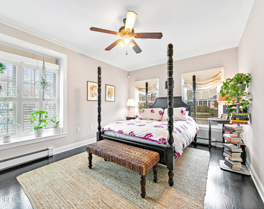 281 Cedar Avenue - Photo Thumbnail 11