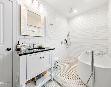 281 Cedar Avenue - Photo Thumbnail 14