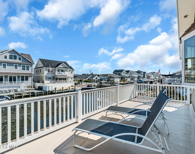 326 Cutter Lane - Photo Thumbnail 11