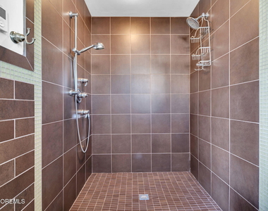 326 Cutter Lane - Photo Thumbnail 41