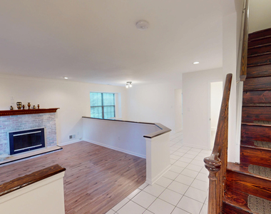 1 Amherst Court - Photo Thumbnail 11