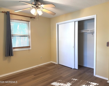931 Cypress Avenue - Photo Thumbnail 10