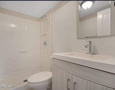 12 Johnson Street - Photo Thumbnail 8