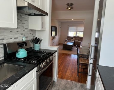 31 Cedar Avenue - Photo Thumbnail 6