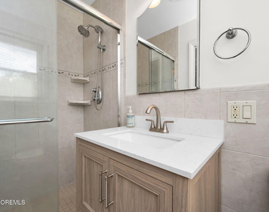 55 S Lake Drive - Photo Thumbnail 13