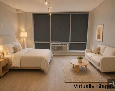 13-11 Jackson Ave - Photo Thumbnail 2