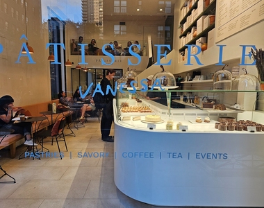 East 87th Street - Photo Thumbnail 4