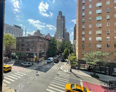 Lexington Avenue - Photo Thumbnail 4