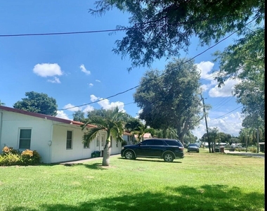 3203 Se 29th Lane - Photo Thumbnail 3
