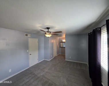 8407 E Chaparral Road - Photo Thumbnail 24