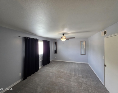8407 E Chaparral Road - Photo Thumbnail 23