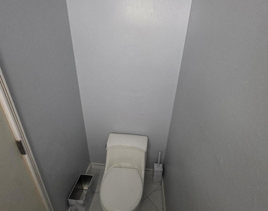 8407 E Chaparral Road - Photo Thumbnail 6