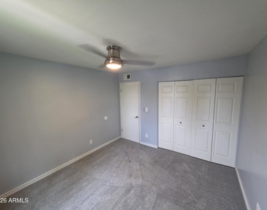 8407 E Chaparral Road - Photo Thumbnail 18