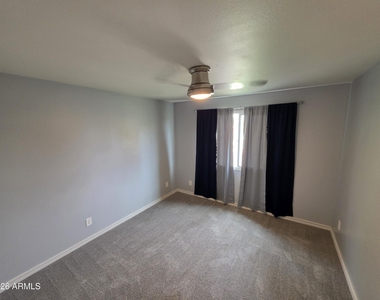 8407 E Chaparral Road - Photo Thumbnail 17