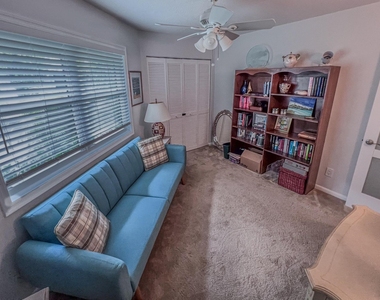1127 E Seminole Avenue E - Photo Thumbnail 16