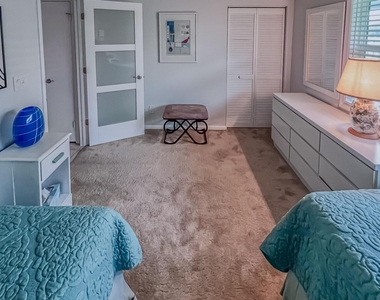 1127 E Seminole Avenue E - Photo Thumbnail 13