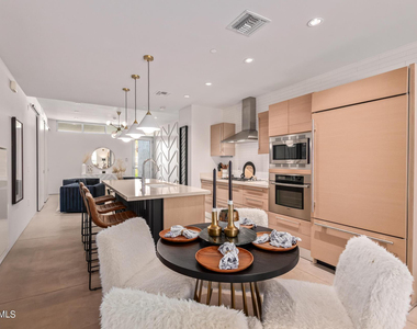 4737 N Scottsdale Road - Photo Thumbnail 2