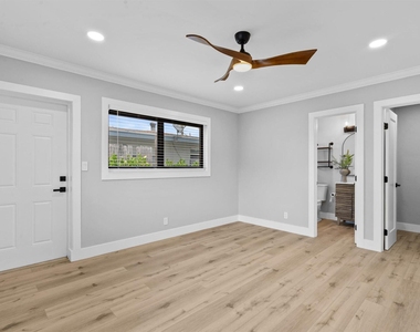 2600 Ne 5th Avenue - Photo Thumbnail 20