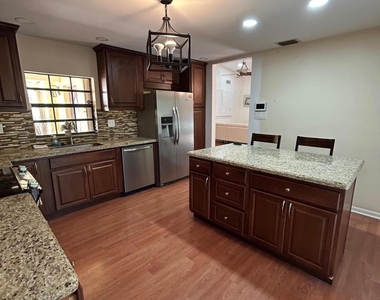 1330 Nw 22nd Avenue - Photo Thumbnail 13
